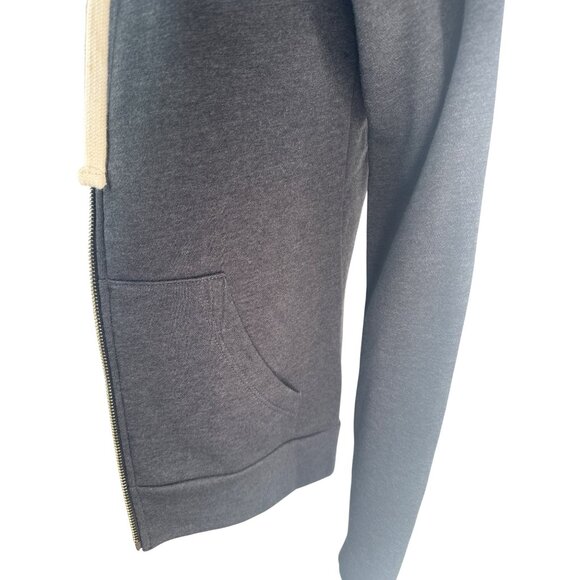 2/$30 Next Level Chillin With My Snowmies Small Graphic Hoodie Cotton/Polyester - Picture 10 of 14